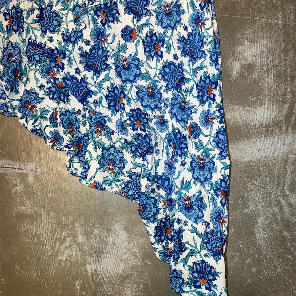 Angie White Blue Floral Sundress Asymmetrical Ruffled Ladies Small NWT